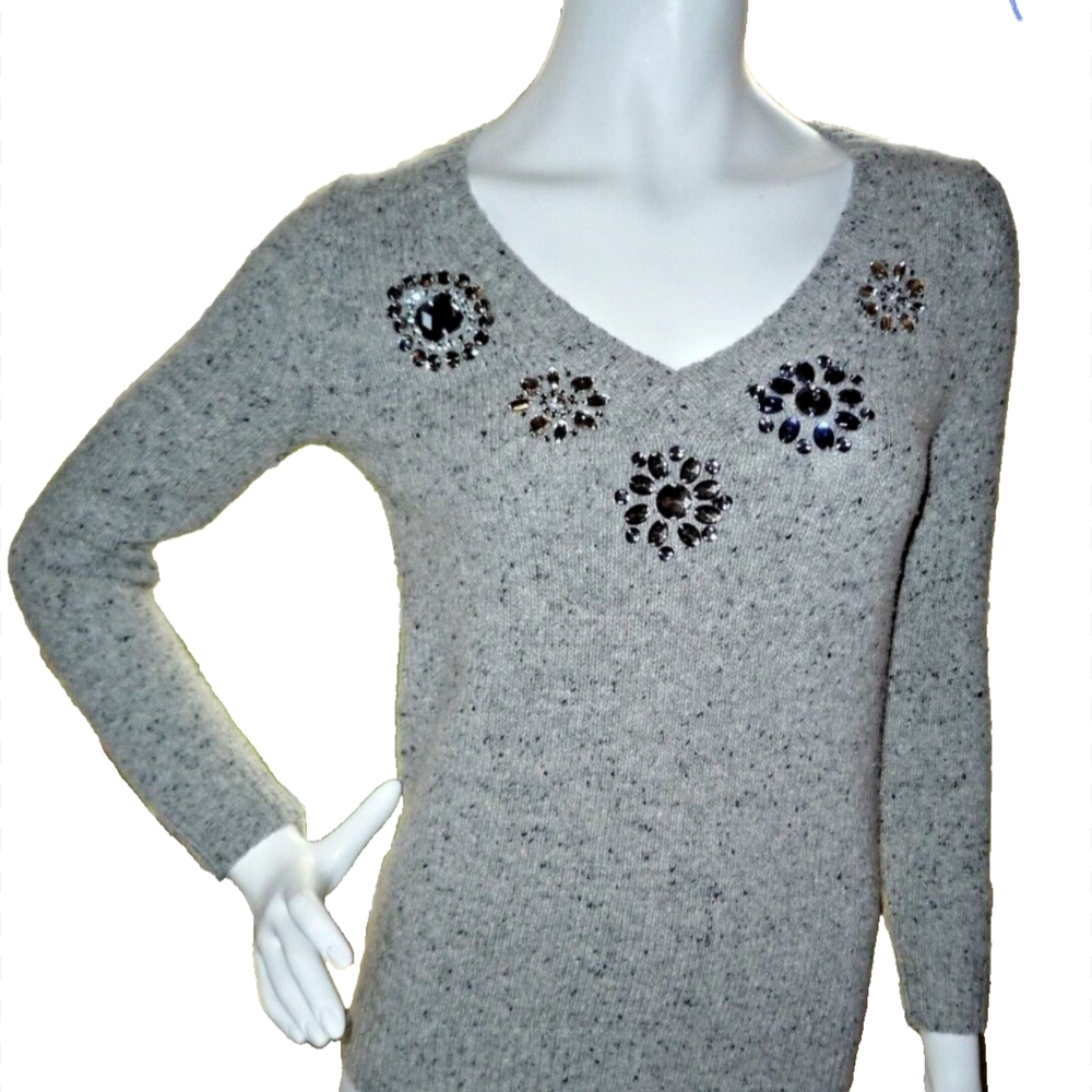 NWT J CREW Elegant Embellished V-Neck Sweater Size M